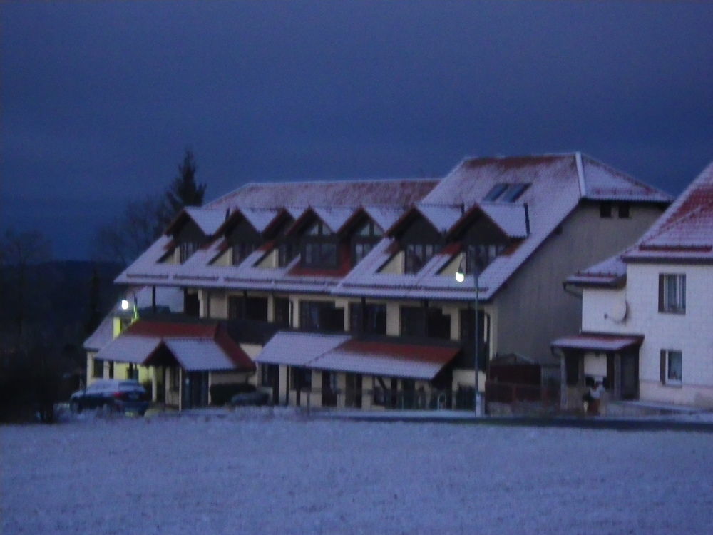 Berggasthof & Hotel Kranich, Hinterrod Eisfeld 외부 사진