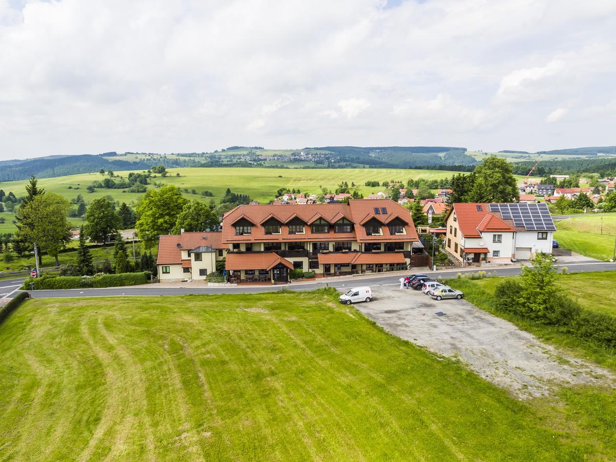 Berggasthof & Hotel Kranich, Hinterrod Eisfeld 외부 사진